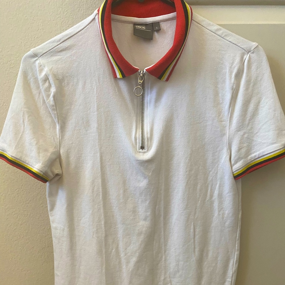 ASOS MAN SMALL CRUISE LINE SHIRT.